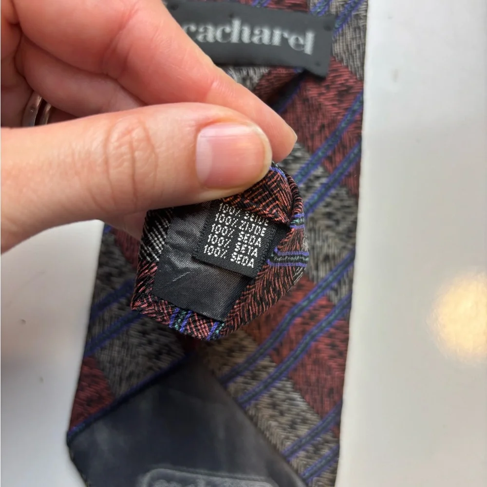 Cacharel vintage silk‎ tie